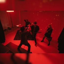 Julz Heller,  Fotocredit: Bernhard Schinn